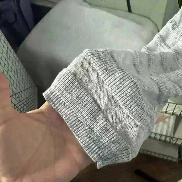 Chicos Women’s 3 US XL Asymmetrical Light Blue Semi Sheer Long Sleeve Tunic Top - Picture 4 of 11